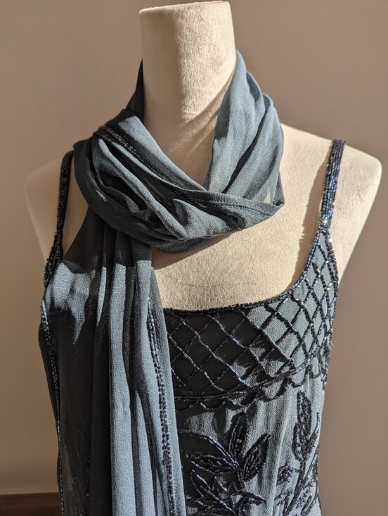 Newport News Dresses & Skirts - Vintage Y2K Newport News Beaded Black Evening Gown Dress with Shawl Size 8
